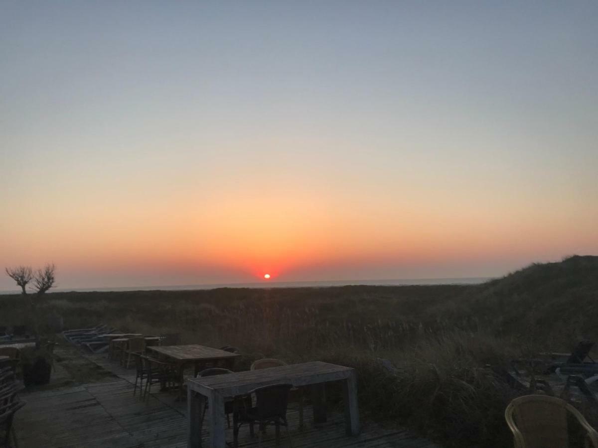Strandlogement Om De Noord Schiermonnikoog Extérieur photo